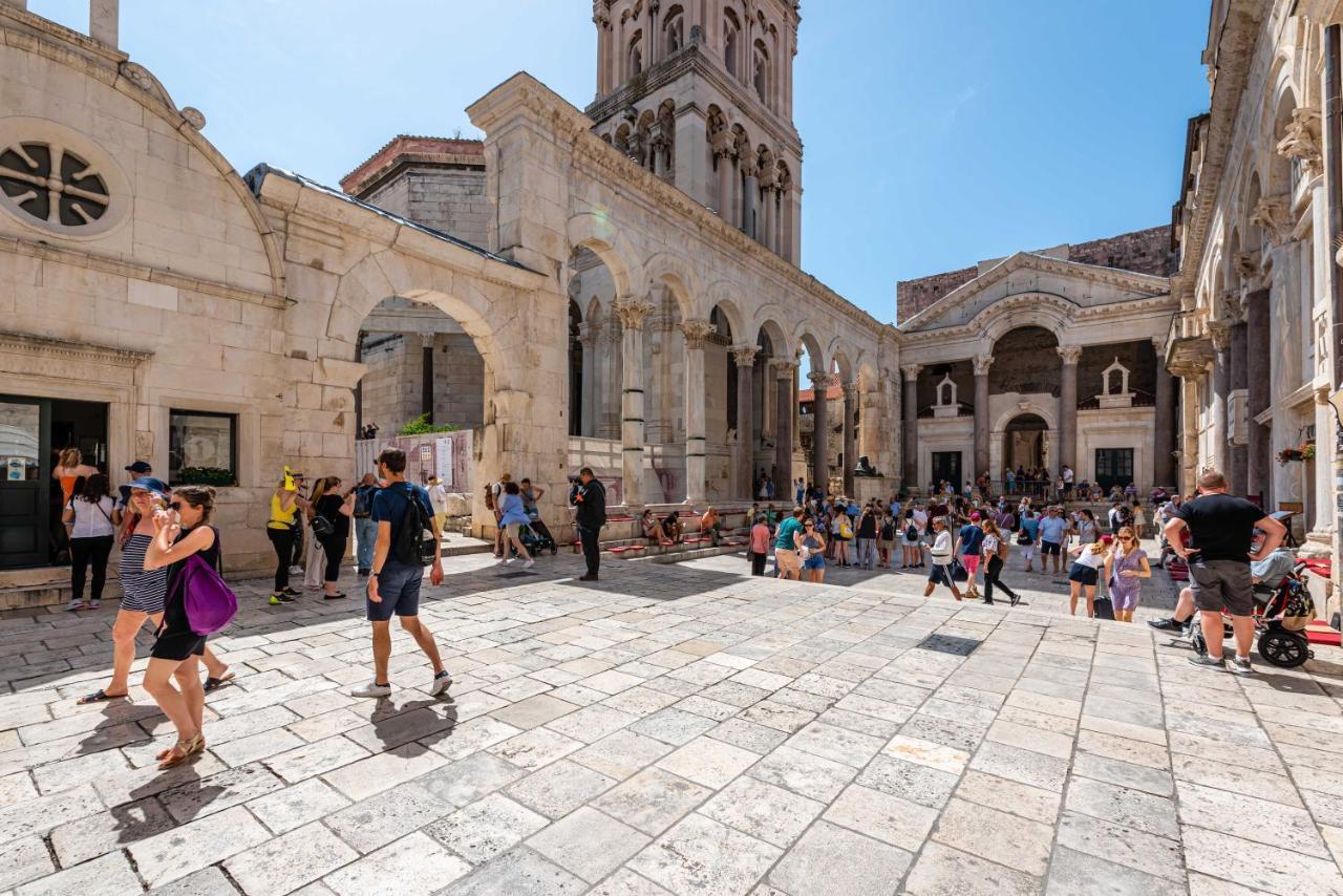 Golden Dream in Diocletian Palace Split Exterior foto